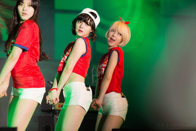 

Music AOA Band (Music) South Korea Wall Poster Fine Art Print(12 inch X 18 inch, Rolled)