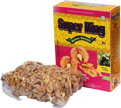 

Mannat Super king 4pieces kernels Walnuts(250 g, Vacuum Pack)