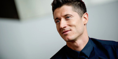 

Sports Robert Lewandowski Soccer Player Robert Lewandowski Polish HD Wall Poster Paper Print(12 inch X 18 inch, Rolled)