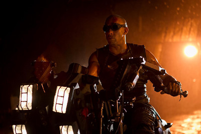 

Akhuratha Poster Movie Riddick HD Wallpaper Background Fine Art Print(12 inch X 18 inch, Rolled)