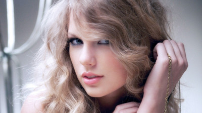 

Music Taylor Swift Singers United States Wall Poster Fine Art Print(12 inch X 18 inch, Rolled)