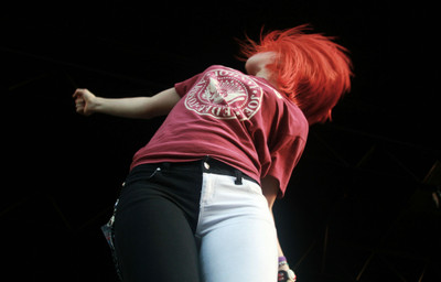 

Akhuratha Music Hayley Williams Singers United States Wall Poster Fine Art Print(12 inch X 18 inch, Rolled)