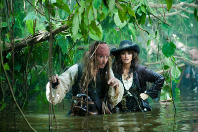 

Movie Pirates Of The Caribbean: On Stranger Tides Pirates Of The Caribbean Jack Sparrow Johnny Depp Angelica Teach Penelope Cruz HD Wallpaper Background Paper Print(12 inch X 18 inch, Rolled)