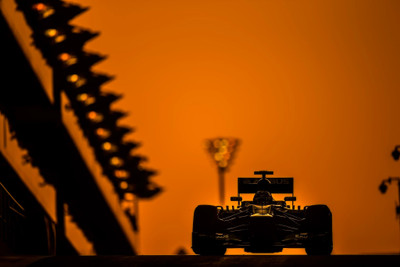 

Sports F1 Racing HD Wall Poster Paper Print(12 inch X 18 inch, Rolled)