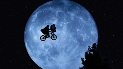 

Akhuratha Poster Movie E.T. The Extra-Terrestrial HD Wallpaper Background Fine Art Print(12 inch X 18 inch, Rolled)