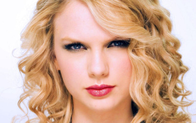 

Akhuratha Music Taylor Swift Singers United States Wall Poster Fine Art Print(12 inch X 18 inch, Rolled)