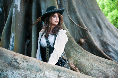 

Akhuratha Poster Movie Pirates Of The Caribbean: On Stranger Tides Pirates Of The Caribbean Angelica Teach Penelope Cruz HD Wallpaper Background Fine Art Print(12 inch X 18 inch, Rolled)