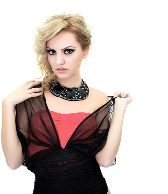 

Music Alexandra Stan Singers Romania HD Wallpaper Background Fine Art Print(12 inch X 18 inch, Rolled)