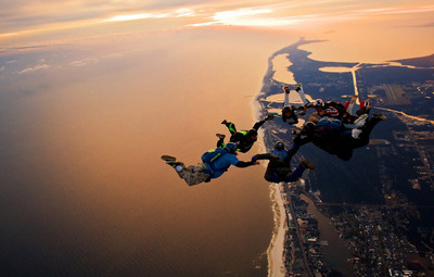 

Sports Skydiving People Landscape City Wall Poster Paper Print(12 inch X 18 inch, Rolled)
