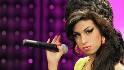 

Akhuratha Music Amy Winehouse Singers United Kingdom English Singer Wall Poster Fine Art Print(12 inch X 18 inch, Rolled)