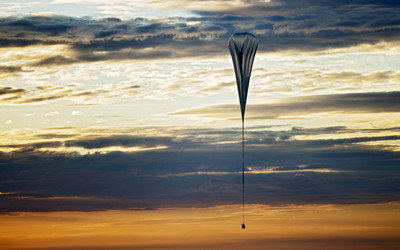 

Sports Skydiving Stratospheric Balloon Sky Olaka Felix Baumgartner Balloon HD Wall Poster Paper Print(12 inch X 18 inch, Rolled)
