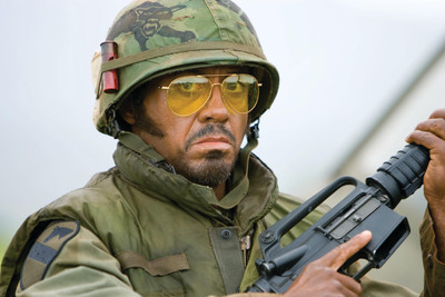 

Akhuratha Poster Movie Tropic Thunder HD Wallpaper Background Fine Art Print(12 inch X 18 inch, Rolled)