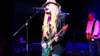 

Music Orianthi Singers Australia Wall Poster Fine Art Print(12 inch X 18 inch, Rolled)