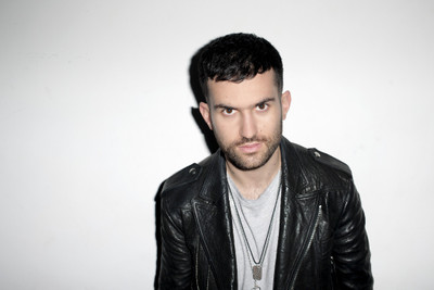

Akhuratha Music A-Trak DJ Wall Poster Fine Art Print(12 inch X 18 inch, Rolled)