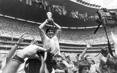

Sports Diego Armando Maradona Diego Maradona Fifa Greyscale Monochrome HD Wall Poster Paper Print(12 inch X 18 inch, Rolled)