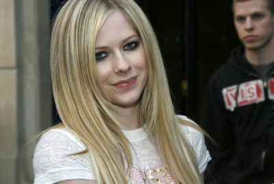 

Music Avril Lavigne Singers Canada HD Wallpaper Background Fine Art Print(12 inch X 18 inch, Rolled)