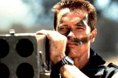 

Movie Predator Arnold Schwarzenegger HD Wallpaper Background Paper Print(12 inch X 18 inch, Rolled)