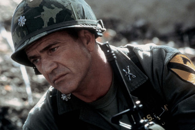 

Akhuratha Wall Poster Movie We Were Soldiers Mel Gibson Paper Print(12 inch X 18 inch, Rolled)