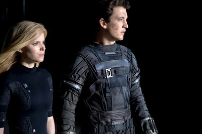 

Movie Fantastic Four (2015) Kate Mara Miles Teller HD Wallpaper Background Paper Print(12 inch X 18 inch, Rolled)