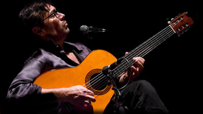 

Akhuratha Music Al Di Meola Musicians Wall Poster Fine Art Print(12 inch X 18 inch, Rolled)