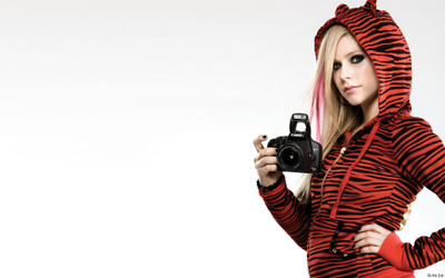 

Music Avril Lavigne Singers Canada HD Wallpaper Background Fine Art Print(12 inch X 18 inch, Rolled)