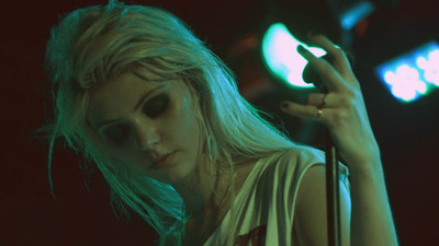 

Akhuratha Music Taylor Momsen Singers United States Wall Poster Fine Art Print(12 inch X 18 inch, Rolled)