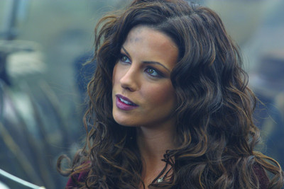 

Movie Van Helsing Kate Beckinsale HD Wallpaper Background Paper Print(12 inch X 18 inch, Rolled)
