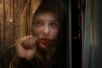 

Movie Let Me In Chloë Grace Moretz HD Wallpaper Background Paper Print(12 inch X 18 inch, Rolled)