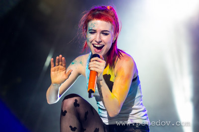 

Akhuratha Music Hayley Williams Singers United States Wall Poster Fine Art Print(12 inch X 18 inch, Rolled)