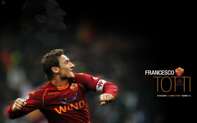 

Sports Francesco Totti Soccer Player HD Wall Poster Paper Print(12 inch X 18 inch, Rolled)