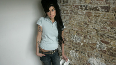 

Music Amy Winehouse Singers United Kingdom HD Wallpaper Background Fine Art Print(12 inch X 18 inch, Rolled)