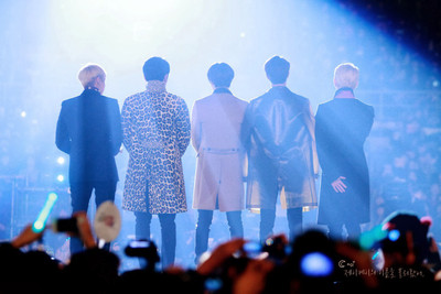 

Akhuratha Music Shinee Band (Music) South Korea Wall Poster Fine Art Print(12 inch X 18 inch, Rolled)