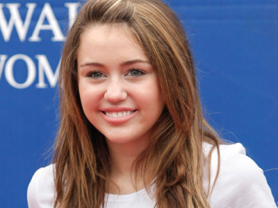 

Music Miley Cyrus Singers United States HD Wallpaper Background Fine Art Print(12 inch X 18 inch, Rolled)