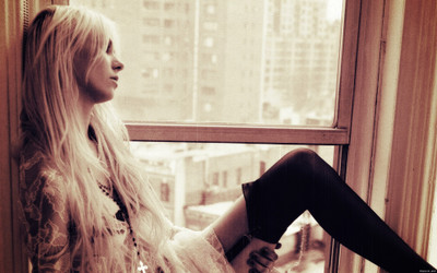 

Music Taylor Momsen Singers United States HD Wallpaper Background Fine Art Print(12 inch X 18 inch, Rolled)