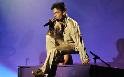 

Music Prince Singers United States Singer Musician Composer Wall Poster Fine Art Print(12 inch X 18 inch, Rolled)