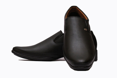 

ADOLF TRENDZ Slip On For Men(Black
