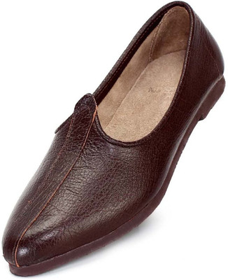 

Rajsahi Casual Shoes For Men(Brown