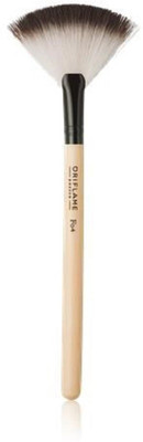 

Oriflame Precision Fan Powder Brush(Pack of 1)