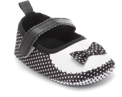 

Chiu Boys & Girls Velcro Casual Boots(Black