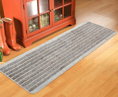 Saral Home Silver Polyester Runner(2 ft,  X 7 ft, Rectangle)