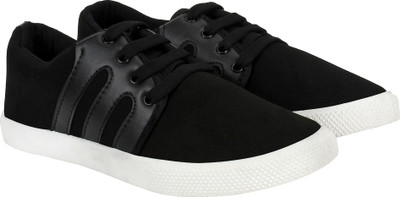 

Trenqs Sneakers For Men(Multicolor, Black