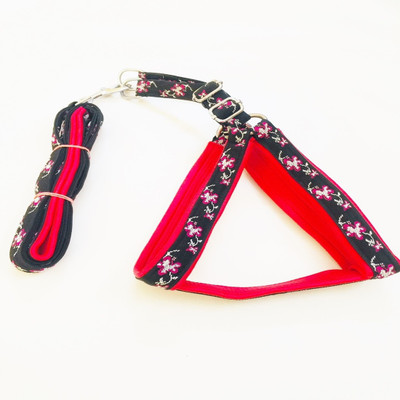 

Petsnhuman Full Body Belt Size 3/4 Inch Dog & Cat Harness & Leash(, BlackFlower