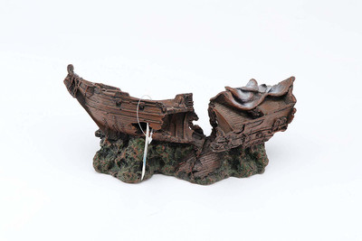 

Pets Empire Resin Fishing Boat Aquarium Ornament Plastic Decoration Plant for Fish Tank Accessories Laterite Unplanted Substrate(Multicolor)
