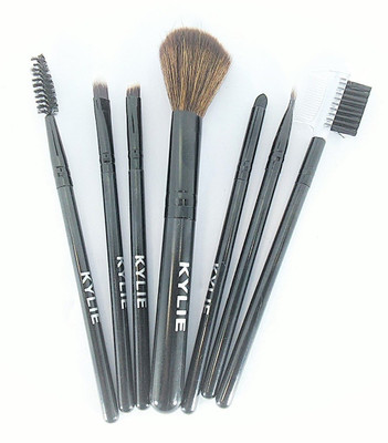 

Kylie Premium Quality Makeup Brush Set (7 Pcs) Black(Pack of 7)