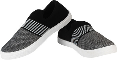 

World Wear Footwear Grey-760 Slip On Sneakers For Men(Multicolor