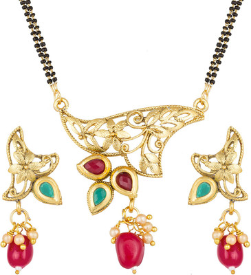 AADITA Metal, Alloy Gold-plated Green, Red Jewellery Set(Pack of 1)