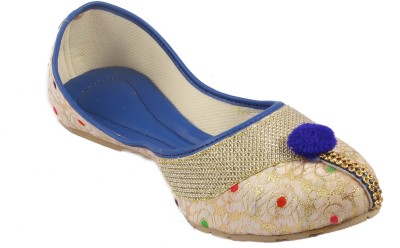 AAPNI CHOICE Shree Rajasthani Jaipuri Partywear Ethnic Womens Girls Ladies Shoe Jutis For Women Jutis For Women(Off White , 5)