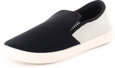 

lifecart Loafers For Men(Multicolor, Black & white