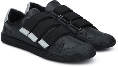 provogue-casuals-for-menblack