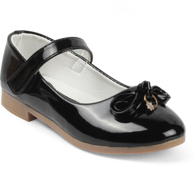 

KITTENS Girls Velcro Ballerinas(Black